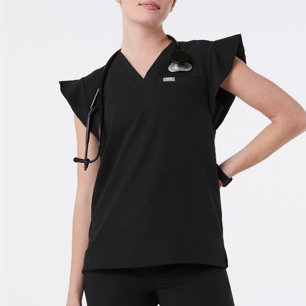Figs puff scrub top